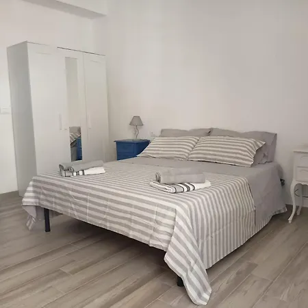 Les Portes Blaves דירה
