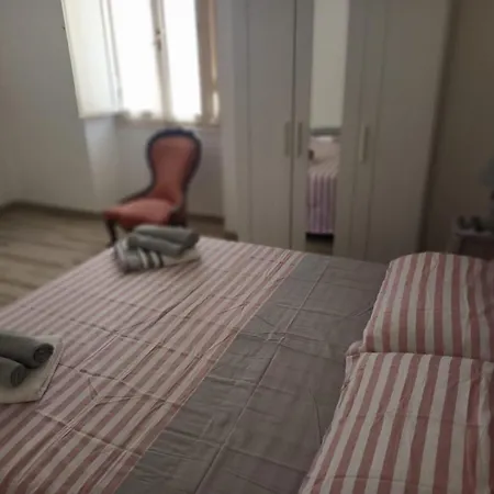 Les Portes Blaves דירה *